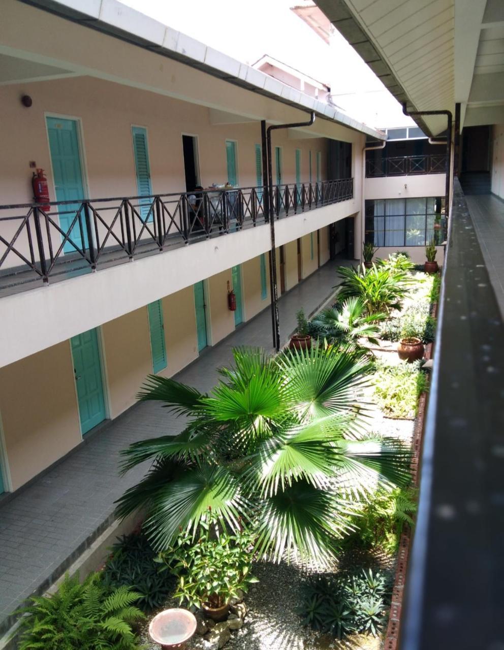 Seri Malaysia Hotel 2*
